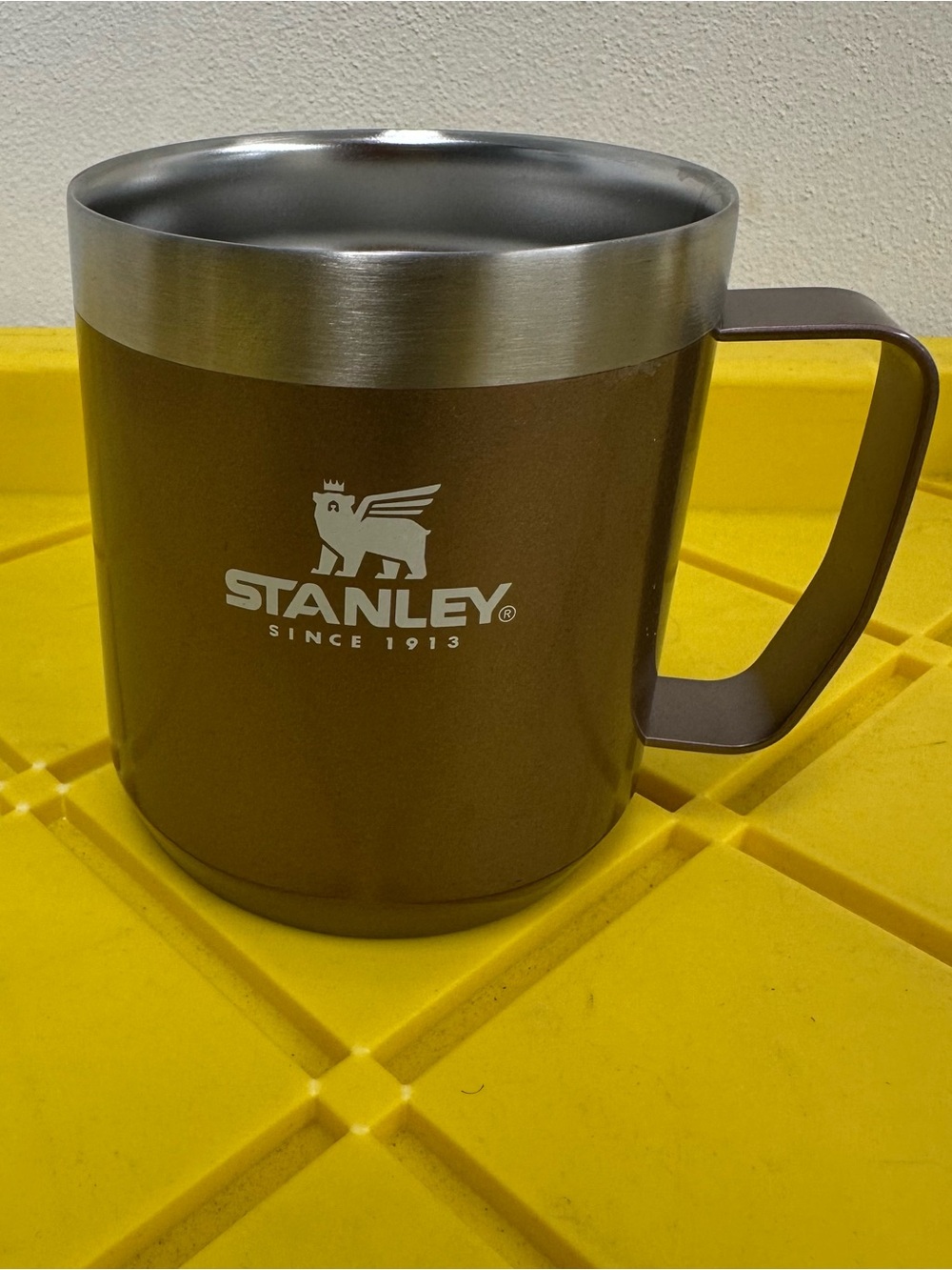 Stanley Classic Legendary Camp Mug Insulated Tumbler 12 oz brown NO TOP COVER